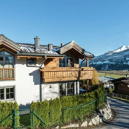 Panorama Chalet Kaprunblick 2 Chalet